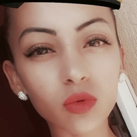 Маринела Адальбертовa Оголені