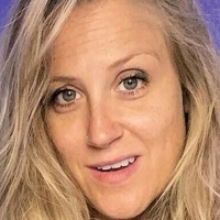 Мері Сантора Оголені