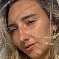 меріуейн Оголені