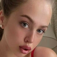 мел_доллі Оголені