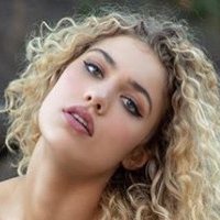 Мередіт ВанКайк Оголені