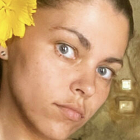 Міхаела Фіалова Оголені