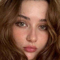 Мішель Алвес Оголені