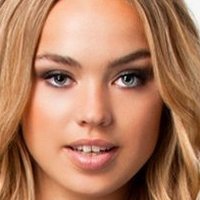 Мішель Майклс Оголені