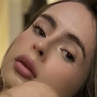 Мішель Сан Леон Оголені