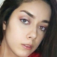Міка Джаннет Оголені