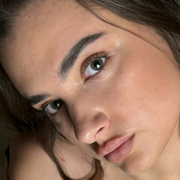 міс Даяна Оголені