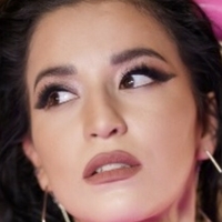 Міс Каталея Оголені