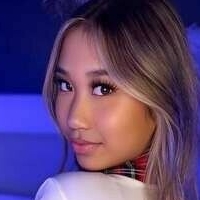 Місті Лі Оголені