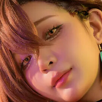 Момо Аясe Оголені