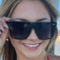 Морган Лендріган Оголені