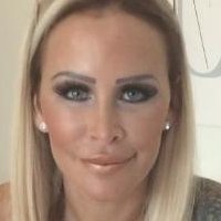 Надеша Лейтце Оголені