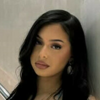 Ніккімарі Оголені