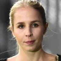 Ніна Нойєр Оголені