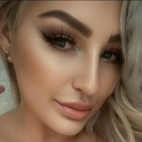 МедсестраДжулз Оголені