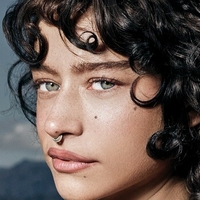 Одесса Ейзіон Оголені