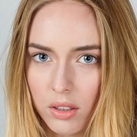 Оксана Роуз Оголені