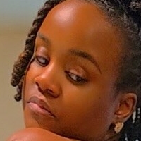 Олівія Лівв Оголені