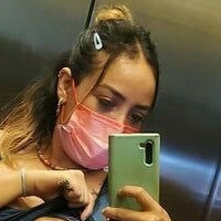 Памела Карбахаль Оголені