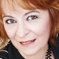 Патрісія Скальві Оголені