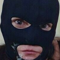 Пекей Демоніо Оголені