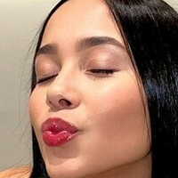 Прісцилла Ліна Оголені