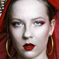 РасАлхагве Оголені