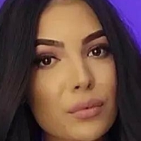 Румунська відеочат дівчина Оголені
