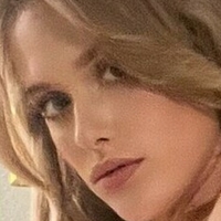 Розалайн Джонс Оголені