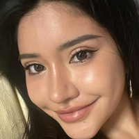 Рубі Чан Оголені