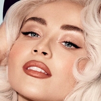 Сабріна Кар Оголені