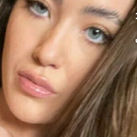 Саманта Ґеннон Оголені