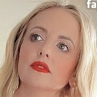 Сара Мішель Оголені