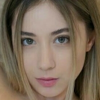 Скул Герллексі Оголені