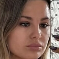 Селіна Хагер Оголені