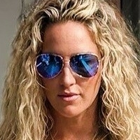 Шелі Маккой Оголені