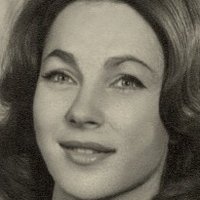 Ширлі Енн Філд Оголені