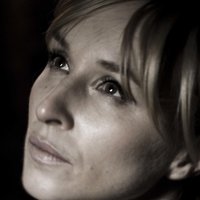 Соня Ріхтер Оголені