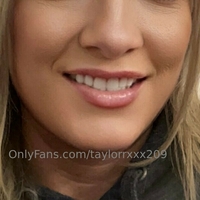 тейлоррххх209 Оголені