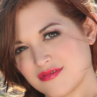 Тесса Тітс Оголені