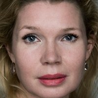 Тйитске Рейдингa Оголені