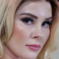 Триксі Брукс Оголені