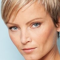 Улла Фріс Оголені