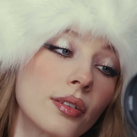 Ваня Ягніч Оголені