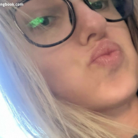 ВІП.Меллі Оголені