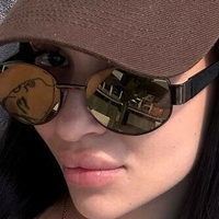 Віп Киттен Оголені