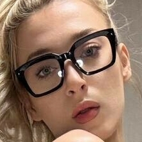 влладаголд Оголені