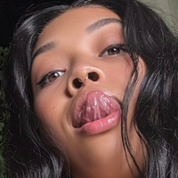 йбейбіксікс Оголені