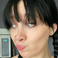 Югіохдолл Оголені