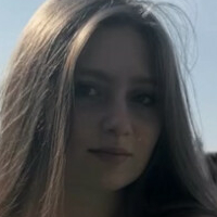 Юлія Юляна Оголені